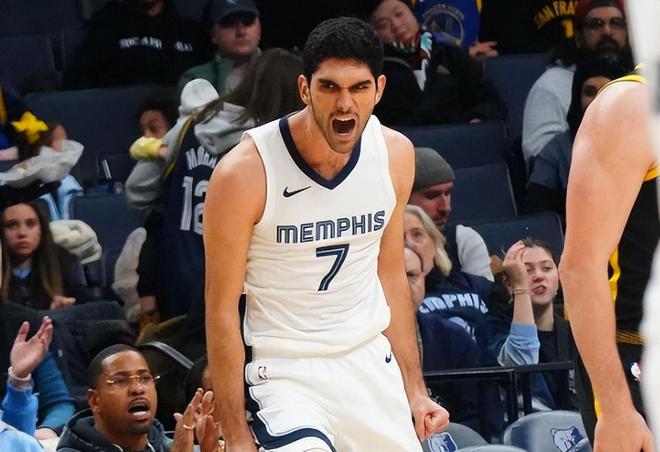 低薪高能！盘点NBA今年季后赛性价比超高的6大角色球员，波杰上榜