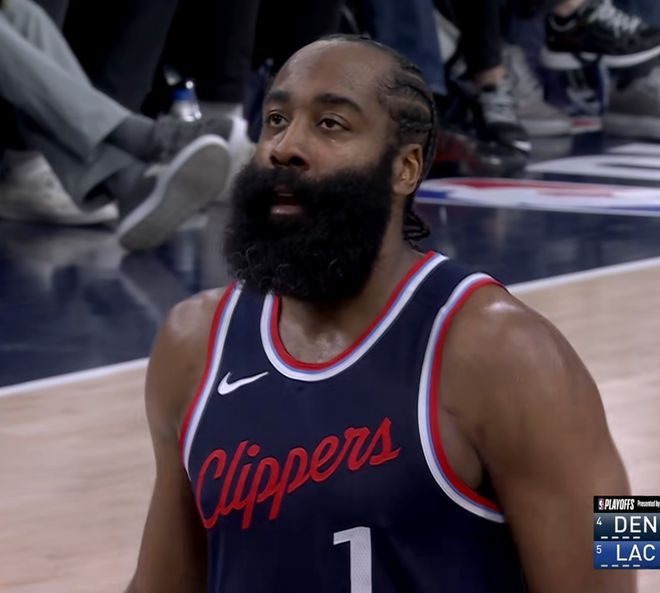 就在今年！哈登半场20分打爆掘金，全场高呼MVP，对比威少太刺眼