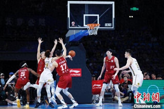 CBA总决赛：广厦战胜北京 总比分3:1夺赛点