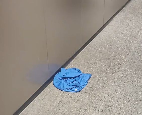失望透顶！媒体人：愤怒的北京男篮球迷还没出场馆就把助威服扔了