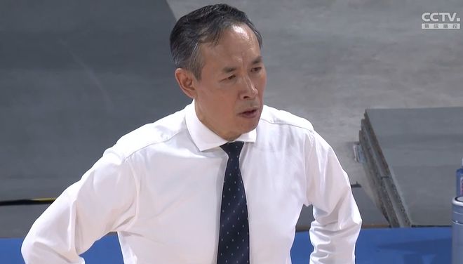 大势已去！北京男篮狂输33分，许利民没辙了，周琦又要留下遗憾了