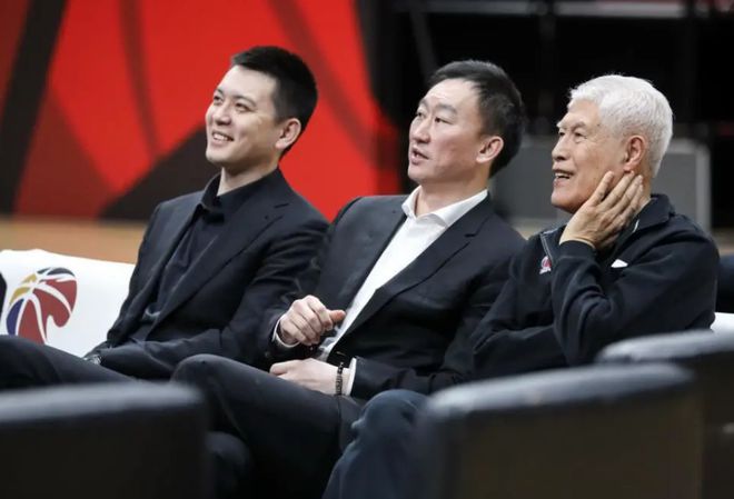 正式敲定！辽宁篮协作出重要决定，3线作战2项冲冠，杨鸣责任重大
