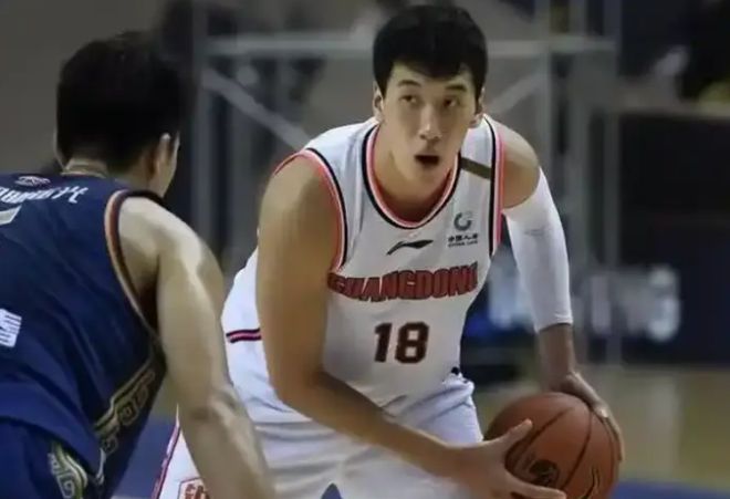 下午2点，广东男篮球星易主！CBA神射手或遭清洗，新下家确定