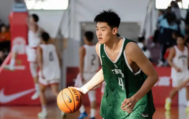 广东男篮又一潜力锋线浮现！耐高决赛轰19+12摘MVP，杜锋盼来救星