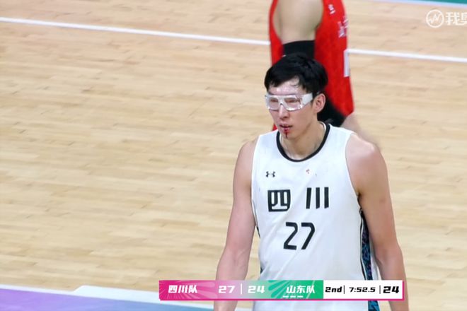 全运会：王岚嵚爆发战孙铭徽29+8，周琦19+20内线无敌，拼到流血