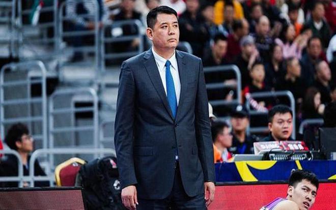正式确定！山东名宿巩晓彬挂帅，担任训练营总教练，7天7999元