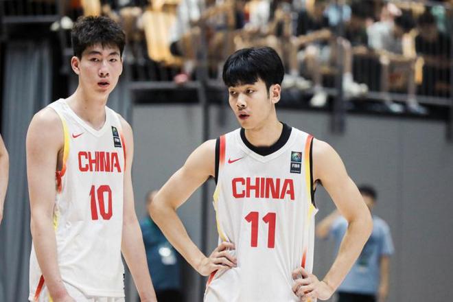 张博源19+6+5 刘李10+5 中国男篮U19力克纽约复兴者
