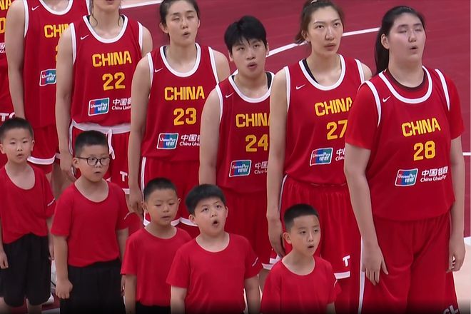 中国女篮战日本队：王思雨17分得分王，张子宇9中8，韩旭李缘低迷