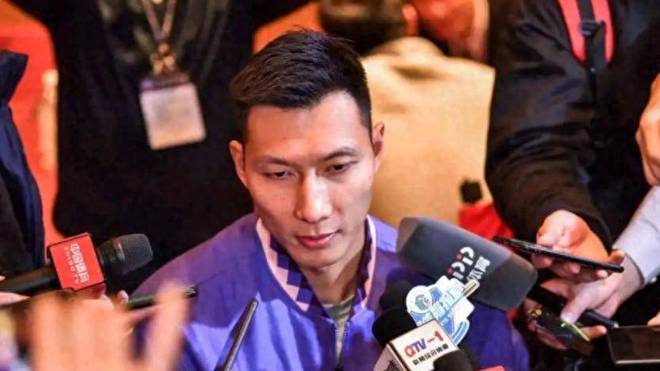力挺阿联！杨毅：易建联的事谁给定性了？谁说有罪？网友审判什么