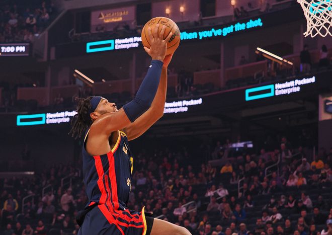 希尔德你太狠了，抢七书写79年NBA第一纪录，勇士800万捡到宝