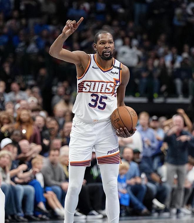 NBA三消息：杜兰特联手文班亚马？字母哥力挺老詹，爵士重建