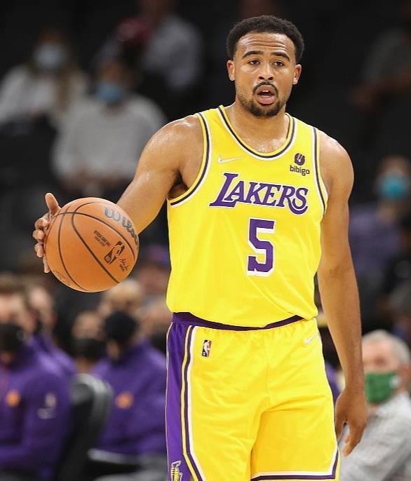史上第4年轻冠军球员！24岁就被NBA抛弃，湖人你真该后悔了！