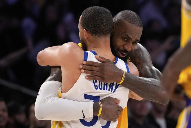 调停詹库大战！饭圈嘲讽库里中国行 詹库等众多NBA球迷联合反击