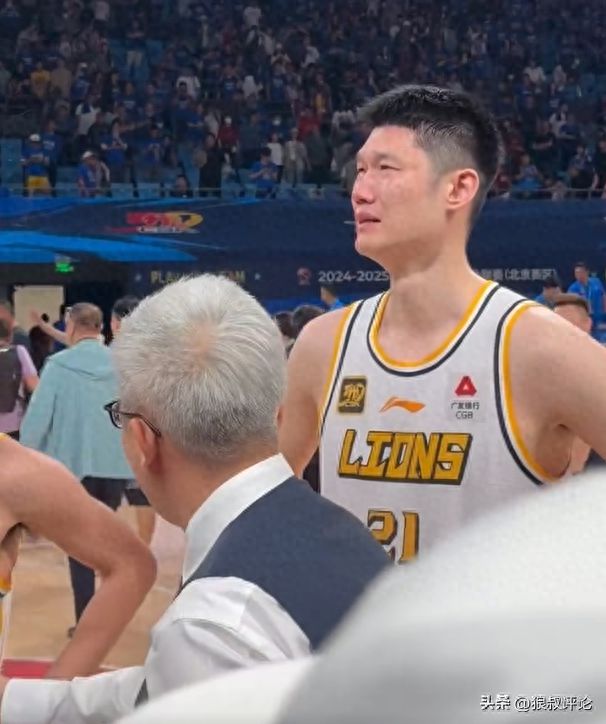 CBA觀察｜廣廈奪冠之夜，中國籃球都在為他感到值得