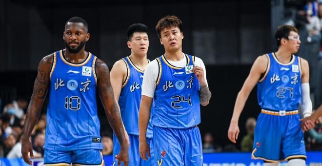 拿600萬！4中0就得1分，北京揪出最大軟蛋，他打的真差啊