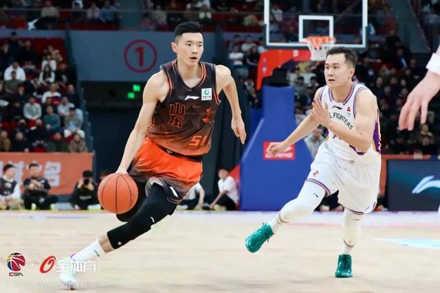 邱彪生日夜率山東復(fù)仇北控 籃板改善難掩三分隱憂