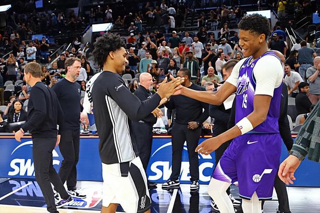 打火箭拿下20+，打马刺再拿20+，爵士5号秀的成熟度远超预期？