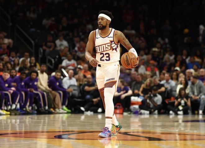 拿到标准合同，Shams：乔丹-古德温成为太阳队第14位正式名单球员