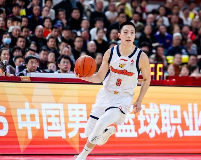 31分慘敗!又一爭(zhēng)冠勁旅被打回原形,2大國(guó)手僅9分,杜鋒要認(rèn)清現(xiàn)實(shí)