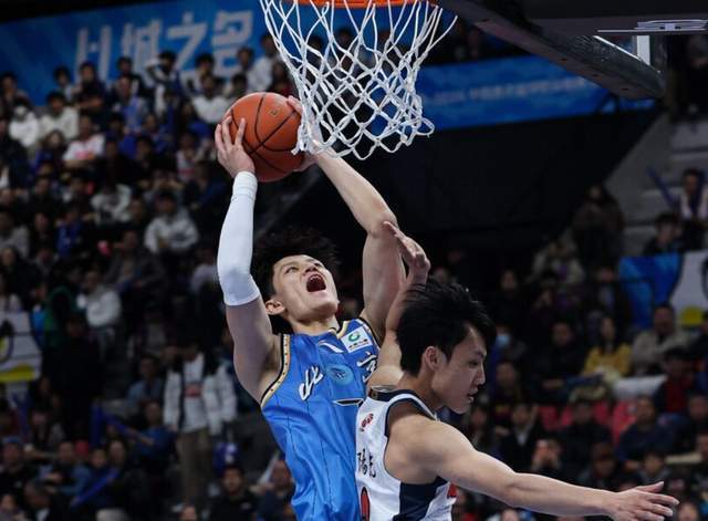 CBA排名太亂！廣東31分慘敗跌第3，黑馬4連勝?zèng)_到第6，遼寧僅第十
