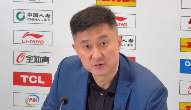 廣東為何31分慘敗？賽后杜鋒給出答案，拿年輕說(shuō)事，透露徐杰傷情