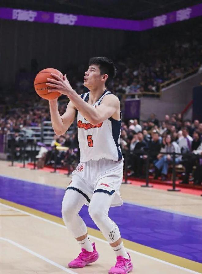 廣東最可惜的一位？20歲小將被杜鋒棄用，曾在季后賽打遼寧成奇兵