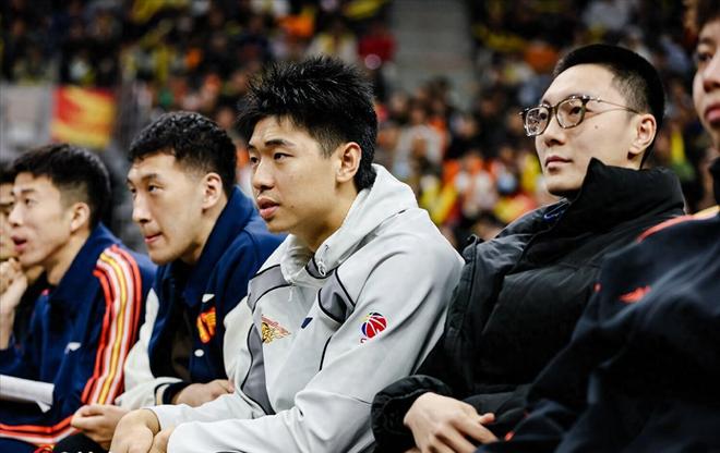 官方道歉！廣東隊被解說羞辱，杜鋒弟子放狠話，王哲林告別國家隊