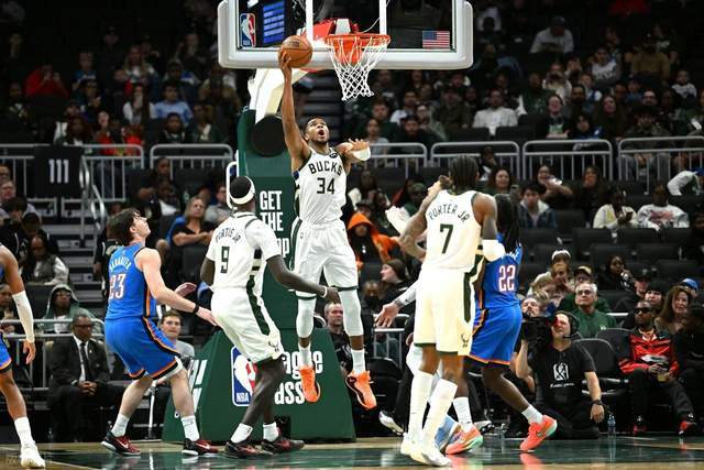 18记三分居然输球！卫冕冠军送雄鹿首败，亚历山大对飙字母哥