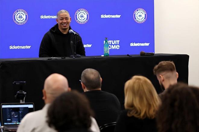 泰伦卢：比尔状态不错但会缺席季前赛首战，快船其他球员都会出场