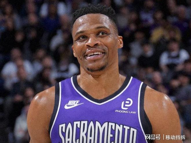 场均5分，命中率26%！威少底薪签约国王，离不开施罗德的隔空助攻