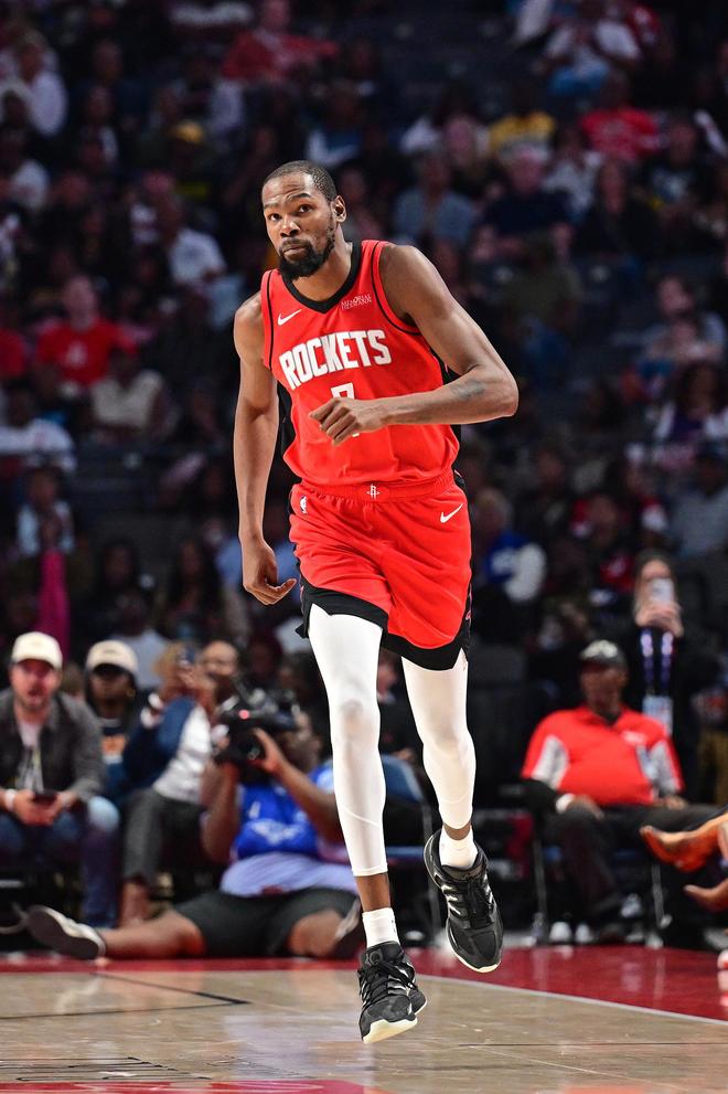 杜兰特回忆12年哈登交易：詹韦都在恭喜他，他们其实高兴坏了