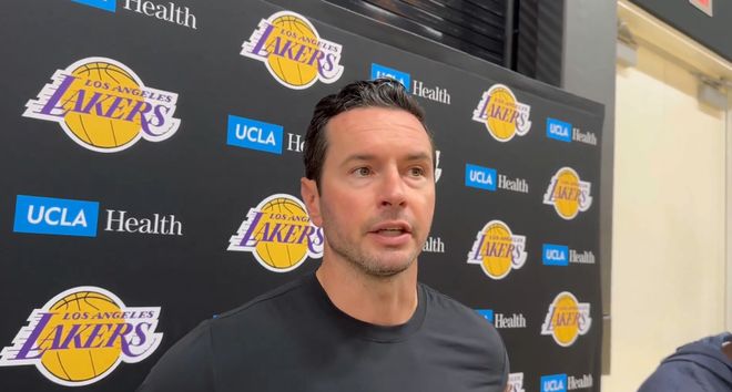 雷迪克：上赛季我们在互动方面做得不好，这种情况正在改善