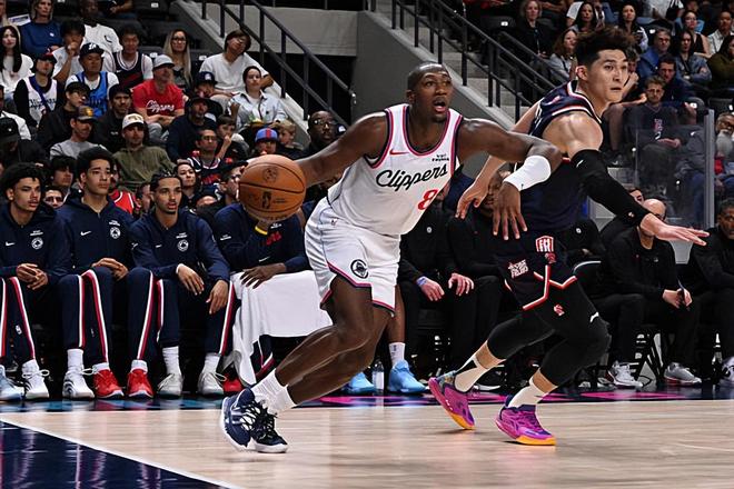 防守能力确实相当出色，但快船后场大闸的投射能力依然没有进步？