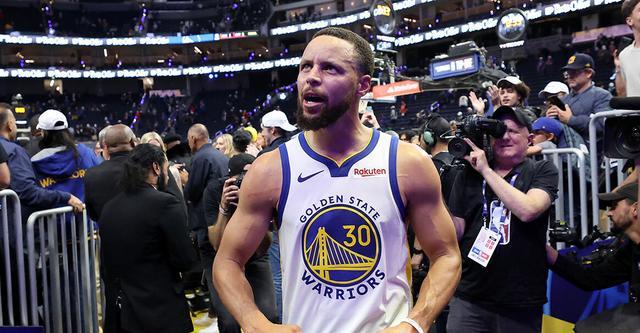 库里谈两连胜：不能因此得意忘形 球队在建立赢球基础