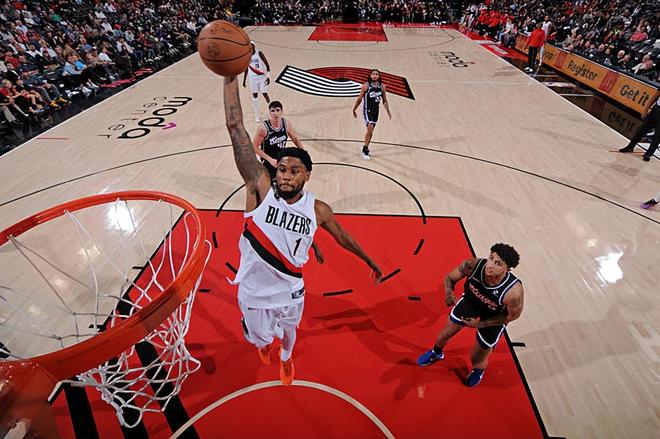 冲击力极强，防守能力出色，马刺弃将有机会在开拓者证明自己？