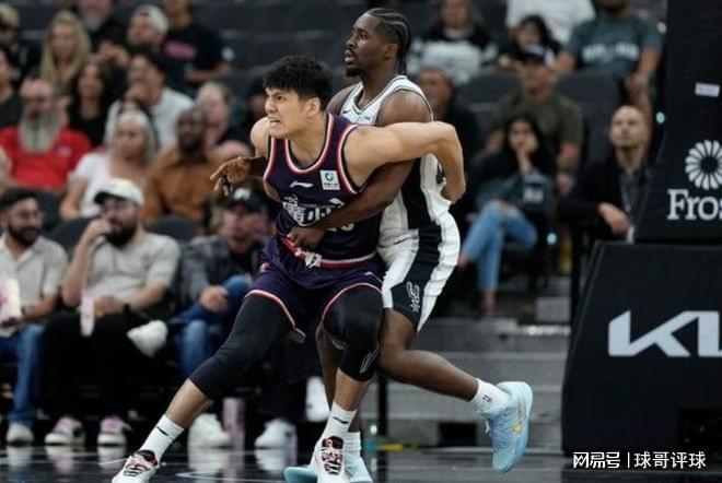 NBA季前赛上演碾压局 快船队以142—95狂胜广州队