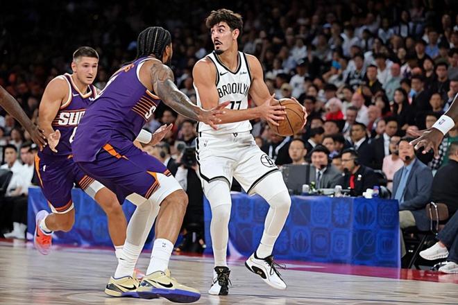 展现出了一些传球能力，但篮网首轮秀在得分和防守上依然毫无提升