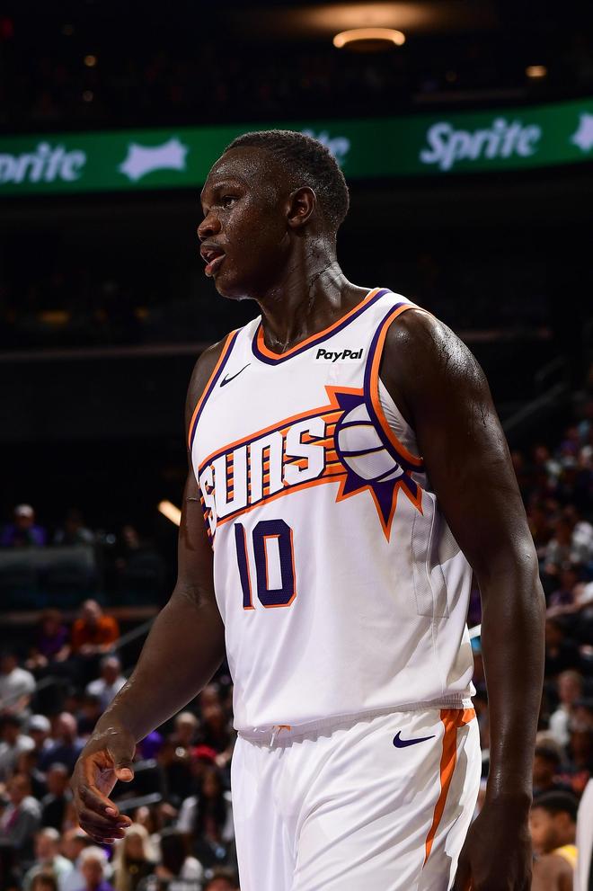 美记:马鲁阿奇完胜艾顿,太阳可能拥有令人惊叹的中锋轮换阵容