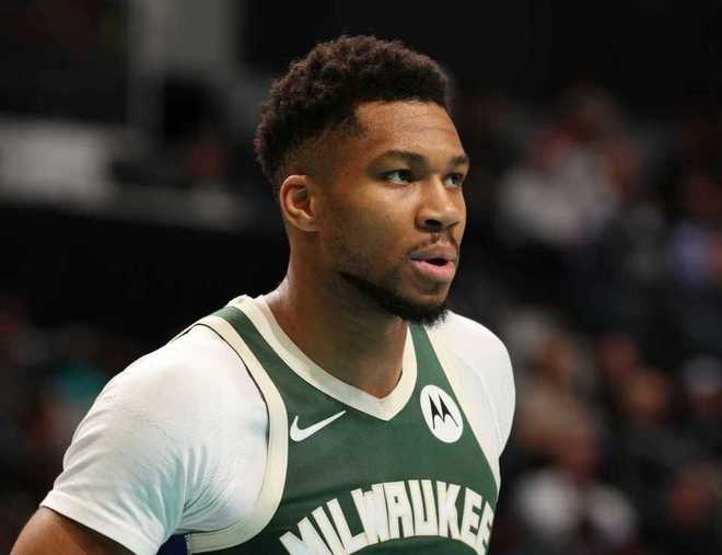 雄鹿3人20+逆轉(zhuǎn)黃蜂收獲2連勝 字母哥24+7米勒31+8+5