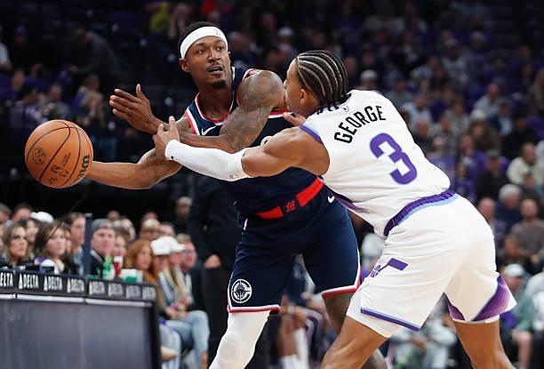 常规赛首秀堪称灾难!快船后场新援的状态实在是令人有些担心?