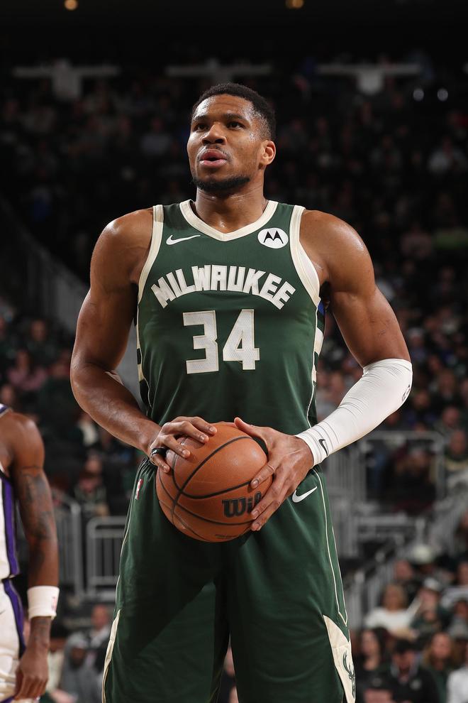 字母：我相信雄鹿并会全力以赴，但几个月后可能改变想法