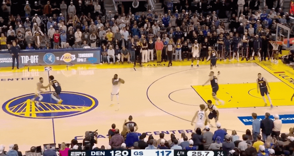 库里谈绝平三分：我只是想果断点，能赢下这样的比赛意义重大