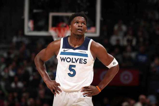 森林狼6人上双大胜独行侠 状元对决华子三分7中1弗拉格15分...