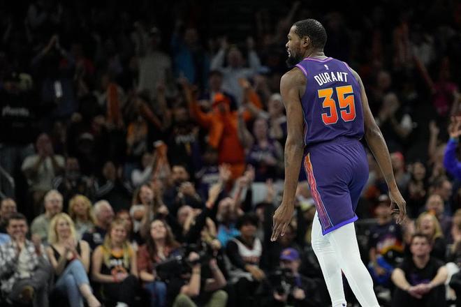 NBA历史得分：杜兰特第八 哈登第十一！未来十年无人能超詹姆斯？