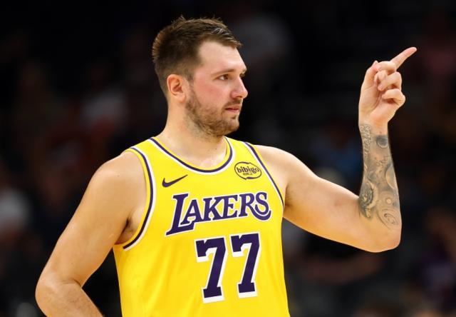 詹姆斯缺阵 东契奇期待对决库里：令人心潮澎湃