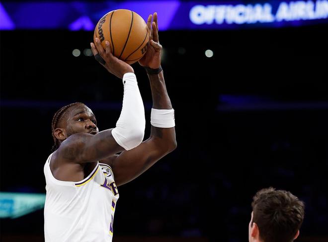 轰14+8+5！湖人捡漏2米13状元中锋：中投真准+扮演防守支柱