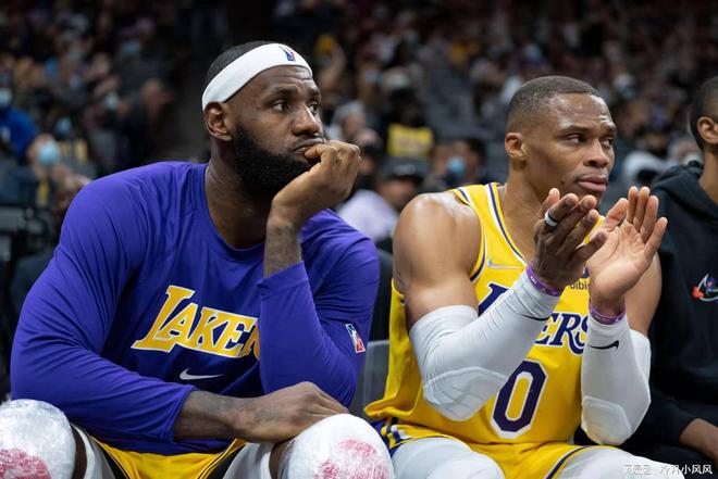 湖人消息：詹威矛盾原因曝光，战力榜仅排第十，揭幕战出场更新