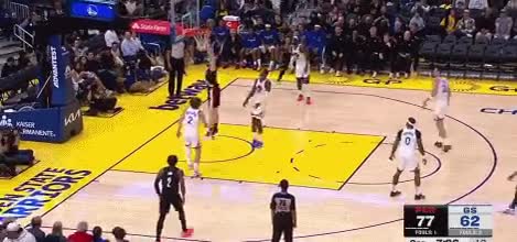 杨瀚森迎NBA季前赛首秀 得4分4板1助4失误