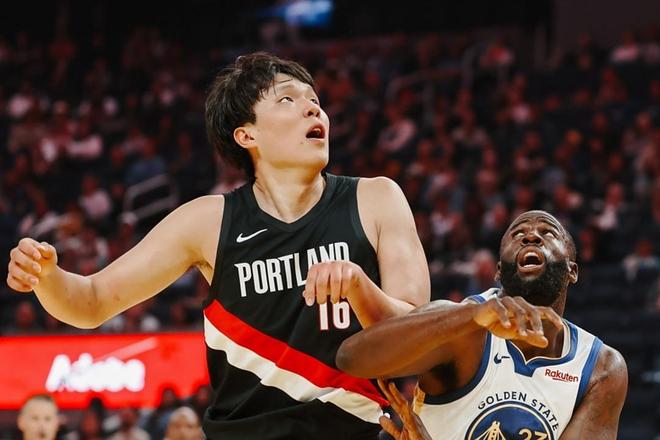 杨翰森首秀4分4板6犯，比卢普斯力挺：不觉得他表现差 勇士不好打