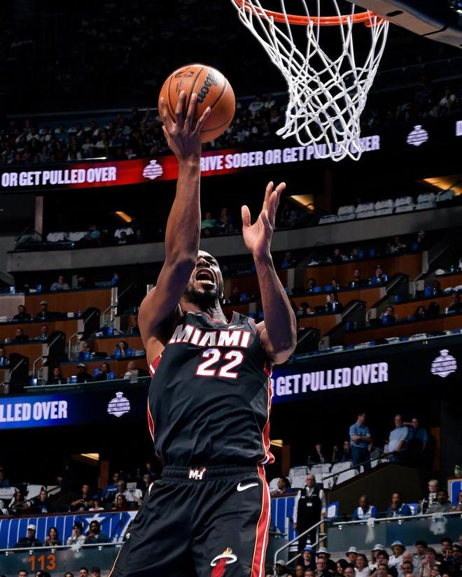 12分大逆转！东部劲旅开门红：三人组轰71分，快船旧将首秀惊艳